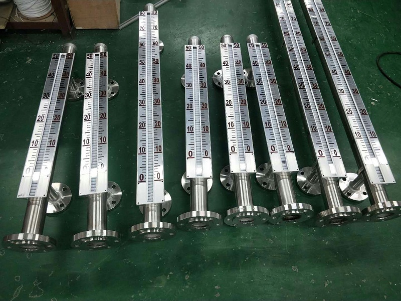 側(cè)裝磁翻板液位計