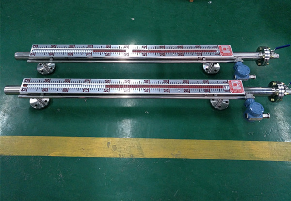 遠傳磁翻板液位計，