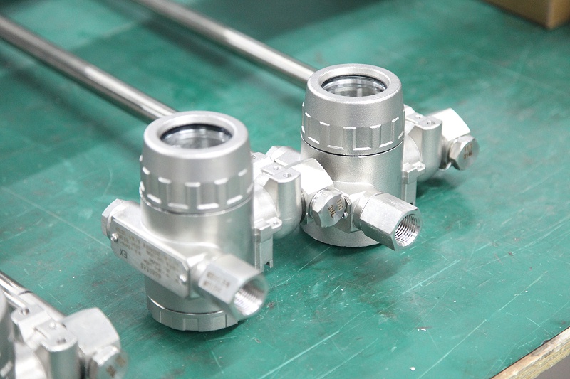 磁翻板液位變送器