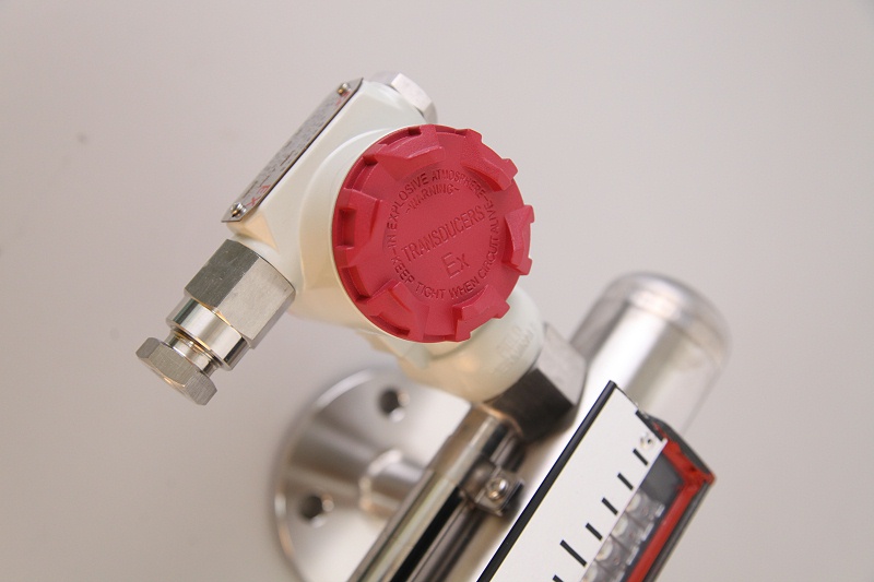 捆綁式液位變送器