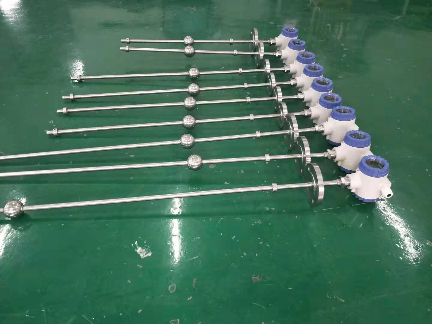 磁致伸縮液位計(jì)指示異常的判定解決方法