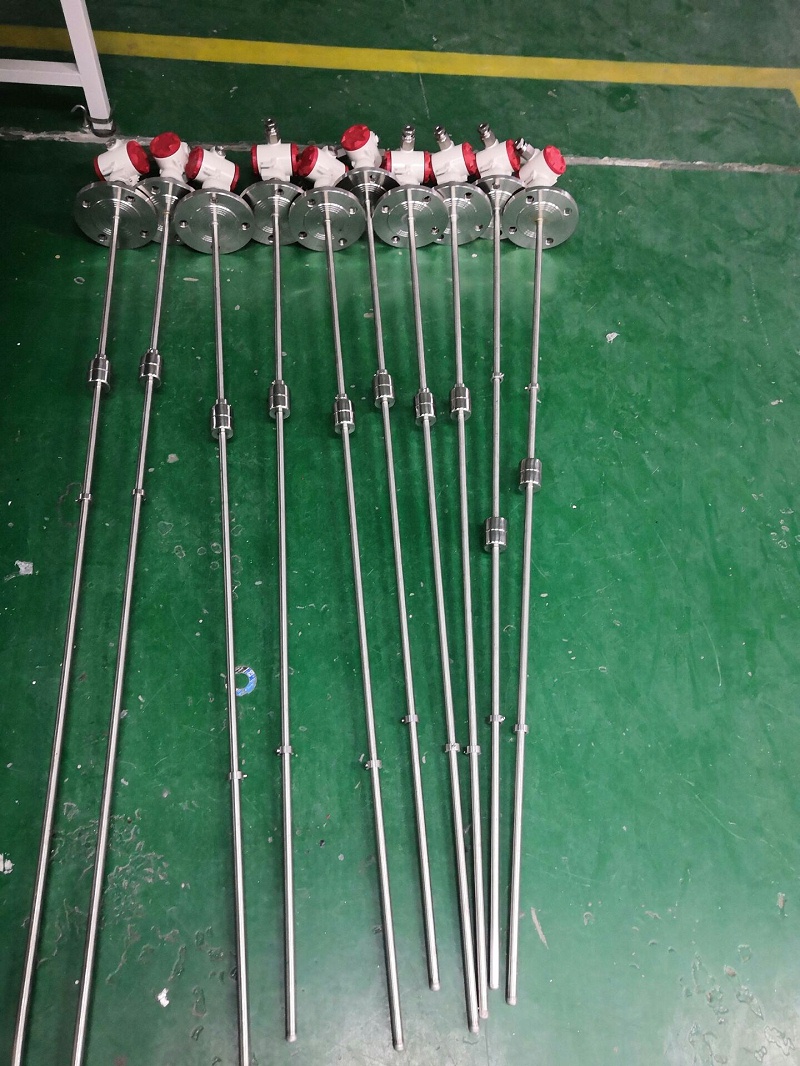 磁致伸縮液位計(jì)