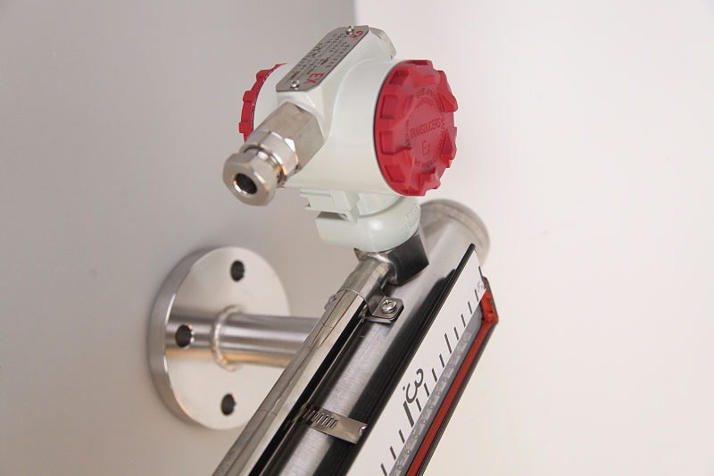 遠(yuǎn)傳式磁翻板液位計(jì)