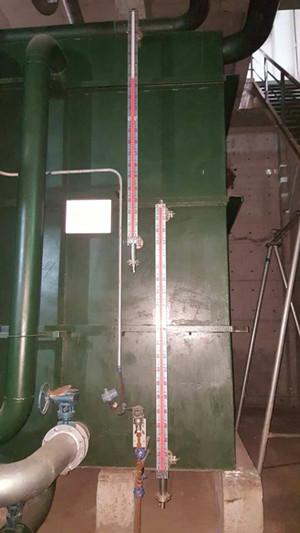 錯位開孔液位計